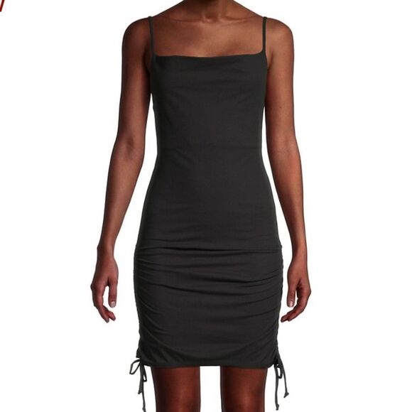 LBD ruched dress - Picture 2 of 3